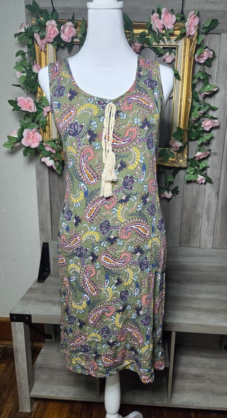 NAÏF Women's Medium Olive Paisley Sleeveless Midi Dress Tassel Tie Boho Rayon